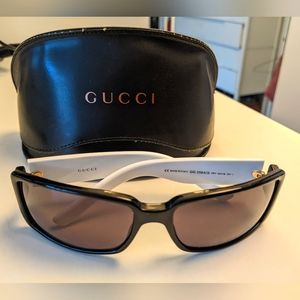 White Gucci 2564/S Sunglasses with Case